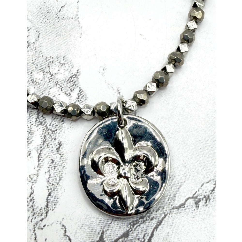 Cookie Lee Fleur De Lis Pendant Necklace Mixed Metal NWT 14-17"
